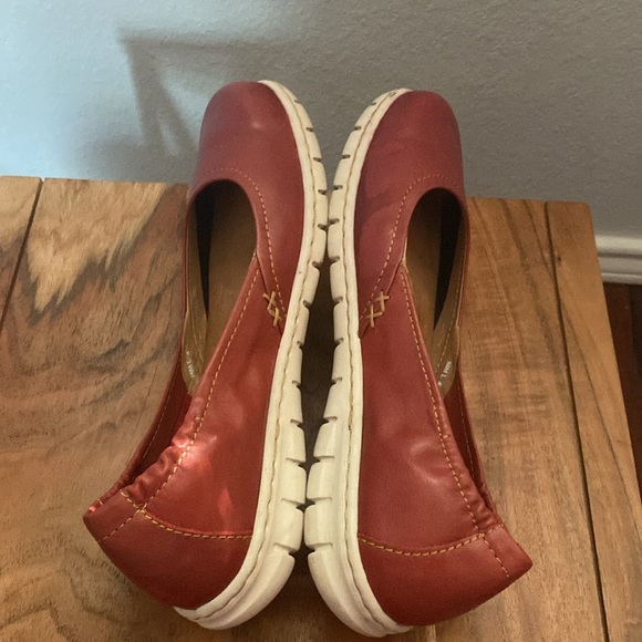 Born Reija Women's Leather Flats Size 9/40.5 - Picture 3 of 7